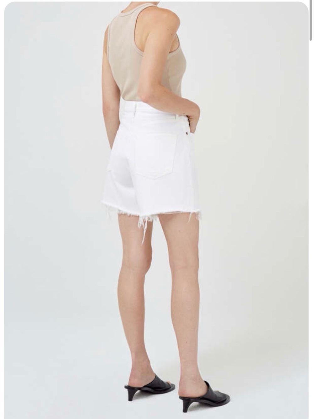 AGOLDE Stella High Rise Organic Cotton White Wash Denim Shorts
SZ 29 - Picture 6 of 12